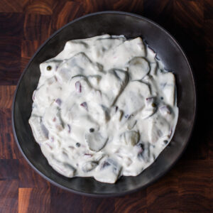 Weißer Heringssalat