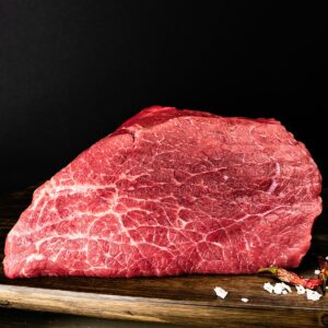 Rindsschnitzel geschnitten